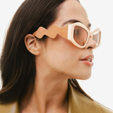 Lia — Beige/Peach